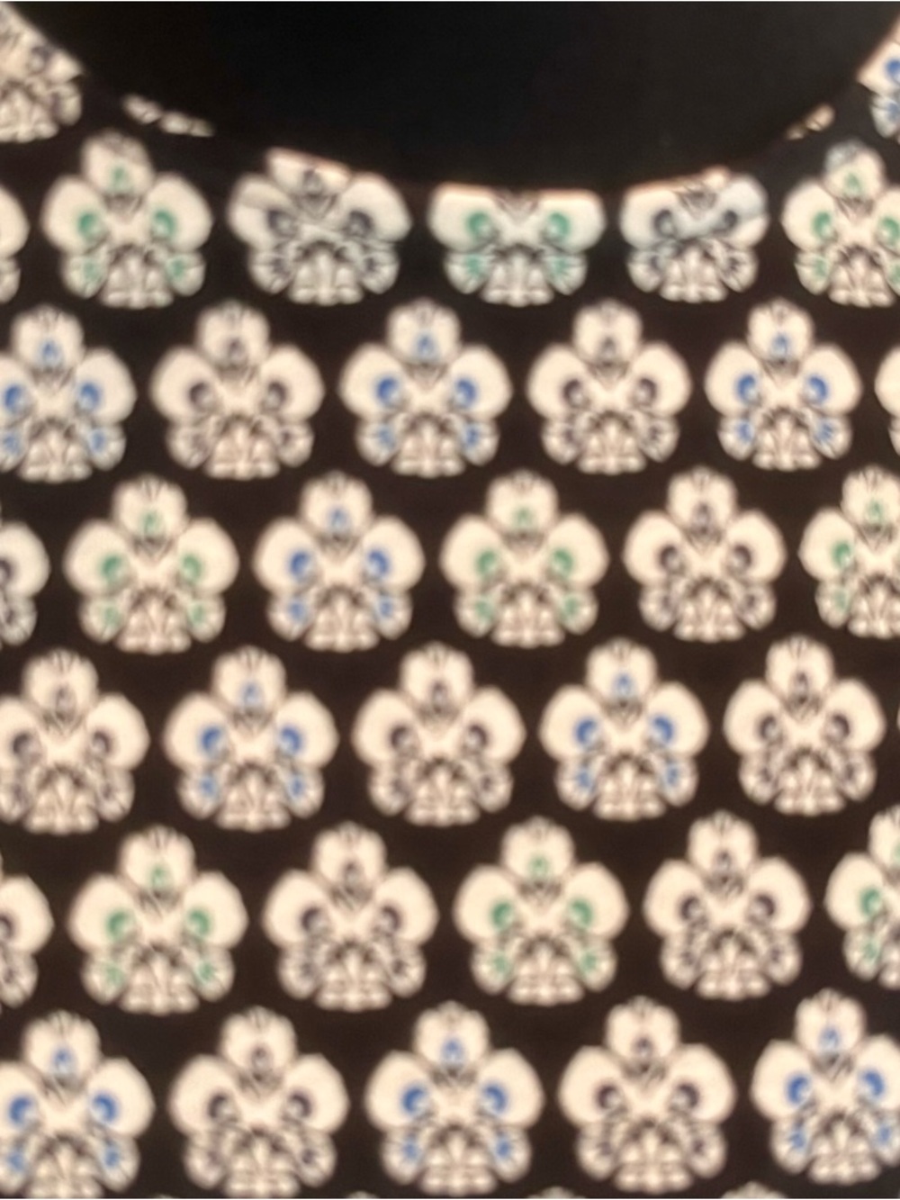 Boden Black & White Floral-Print Long-Sleeve Cotton Knit Shift Dress EUC - Picture 3 of 8